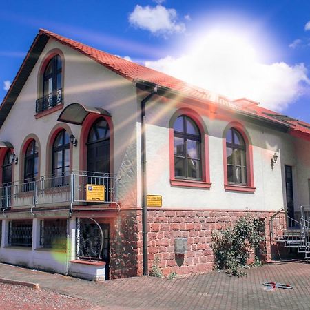 Gaestehaus Samuel Wadgassen Exteriör bild