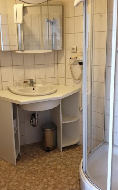 Gaestehaus Samuel Wadgassen Exteriör bild